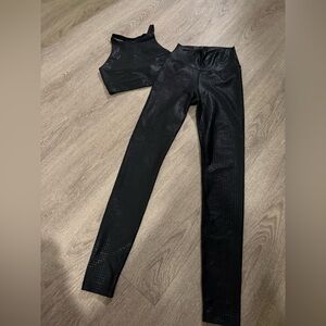 Black Peloton Set activewear